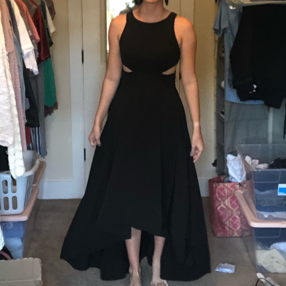 Black Low-Hi Formal Gown/Dress